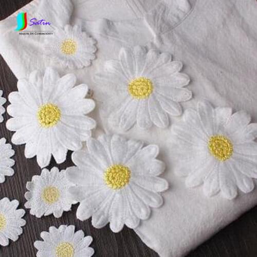 Embroidered Chrysanthemum Cloth Patch Large Clothes Denim Pants Diy Ahirt Acessories Decorative Hole Applique S0149M