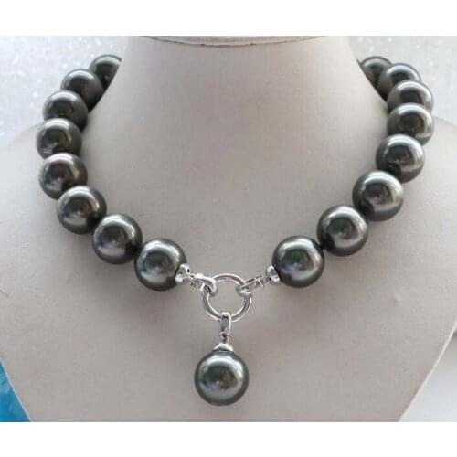 18" Natural 18mm Black Shell Pearl Necklace Pendant