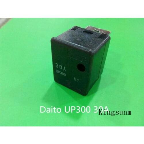 Free shipping 5pcs UP300 FANUC FANUC Japan Daito daito fuse / fuse 30A
