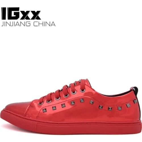 IGxx Mens Shoes Metal Rivet Band Spikes Shoes For Men Leather Fashion Mens Casual Street Punk Skateboard Shoes Red