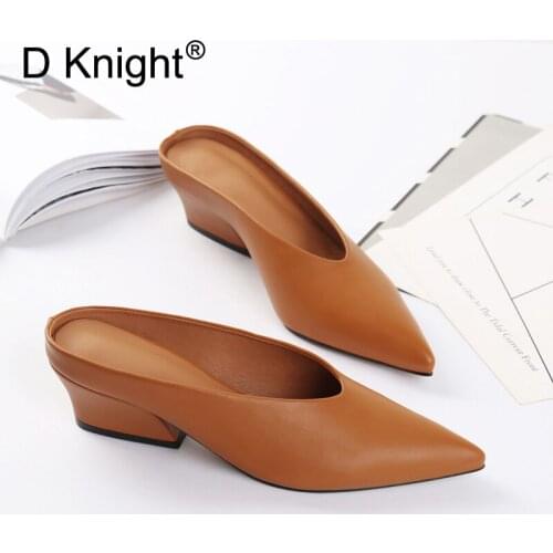 Summer Fashion Pointed Toe Women Slipper Black White Square Med Heels Outside Ladies Slides Luxury Brand Beach Mules Shoes Pumps