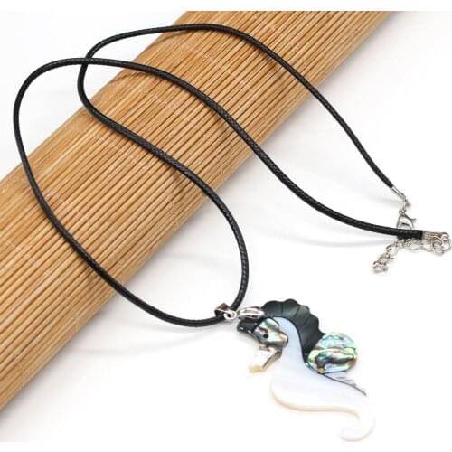 Natural Shell Animals Pendant Necklace Cute Hippo Pendant Necklace for Women Jewelry Necklace Exquisite Gift Length 55+5cm