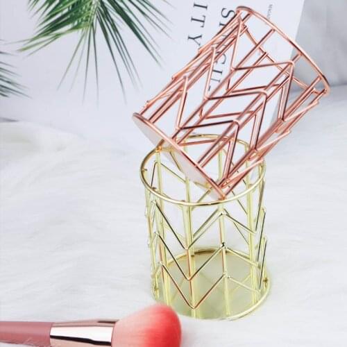 Nordic Wrought Iron Round Pen Storage Lipstick Brush Pen Holder Organizer Cosmetics Makeup Brushes Storage Box office Pen Case