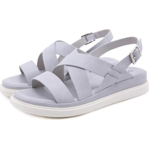Fashion Buckle Strap Women Sandals Beach Shoes Soft Light Female Gladiator Sandals Casual Comfortable Plus Size 35-42