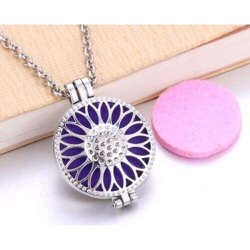 Sun flower Aroma Diffuser Necklace Perfume Essential Oil Diffuser Aromatherapy Locket Pendant Necklace fashion jewelry