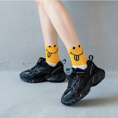 Women Socks Sports Sock Harajuku Smile Couple Cotton Novel Ladys Funny Socks Sox White Black Woman Streetwear Soks