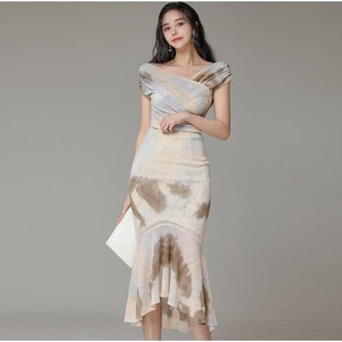 2021 Elegant Ladies 2 Pieces Skirt Set V-neck Slim Woman Tops+High Waist Irregular Mermaid Skirts Summer OL Womens Casual Suit