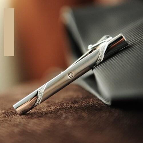 Brand New Fashion Luxury Tie Clip for Men Metal Gold Tone Simple Bar Clasp Practical Necktie Clasp Tie Pin Great For Party Gift