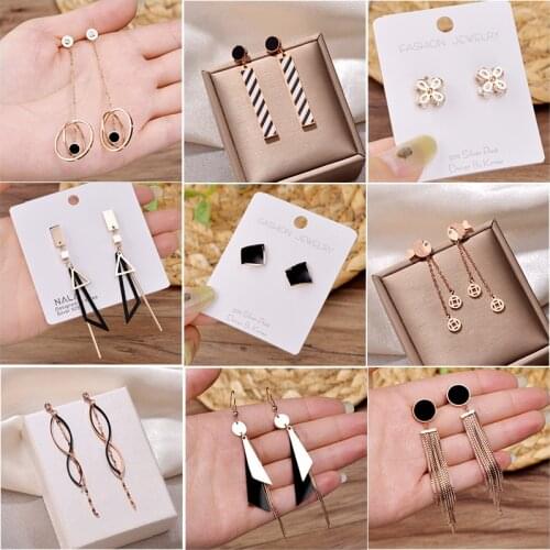 Korean Fashion Long Slope Geometric asymmetry Rhinestone circle earrings new Acrylic earring for women Gift Party Wedding