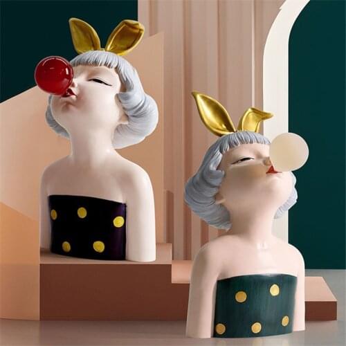 Resin Cute girl Model Ornament Crafts Creative Home Living Room Decoration Birthday Christmas New Year Valentine Gifts