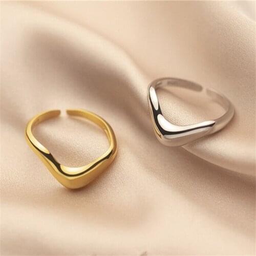Korean Fashion Simple Irregular Line V-shaped Ring Gold Plated Opening Adjustable Ring Charm Womens Student Party Jewelry