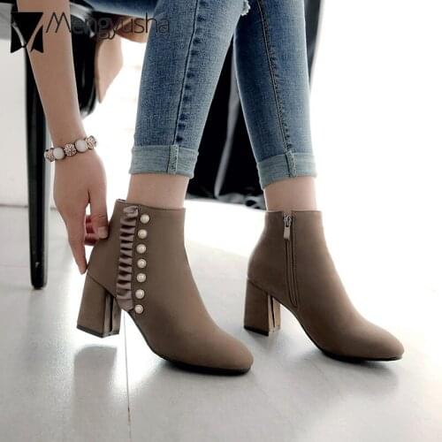 Ruffles pearl decorate nubuck short bottines woman beading chunky chelsea boots women korean design ankle booties woman shoes