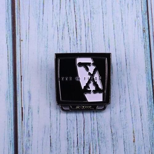 The X Files Enamel Pin Thrill Horror Scream Mysterious Story Retro TV Show Brooch Cool Lapel Scarf Accessory Badge