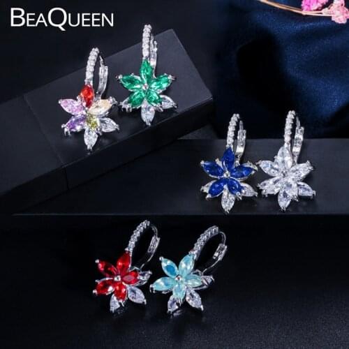 BeaQueen Lovely Flower Multicolored Cubic Zirconia Stones Simple Cute Stud Earrings Fashion Party Jewelry for Ladies E050