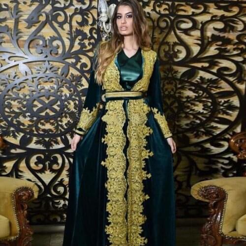 Trendy Muslim Evening Dress Gold Applique Moroccan Kaftan Prom Gowns Long Sleeve Beaded Arabic Formal Evening Gowns Custom Made
