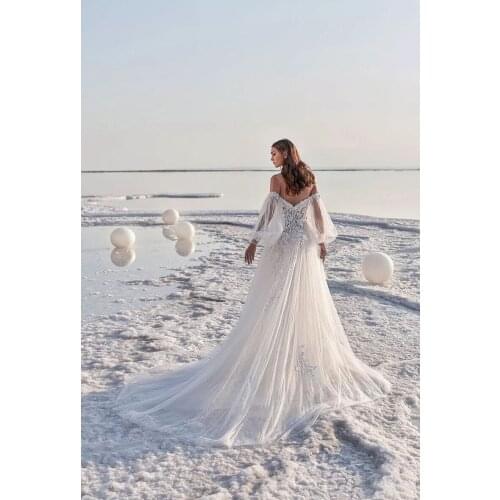 2021 Beach Bride Dress Off Shoulder Sexy Wedding Gowns A Line Silk Tulle Wedding Dress Long Puff Sleeve Floral Applique