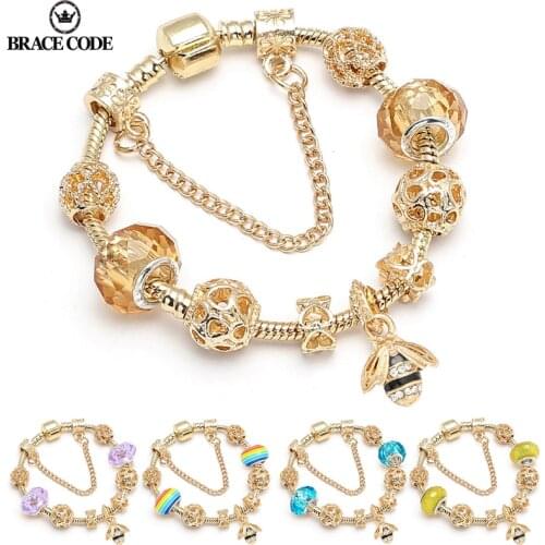 Golden Charm Ladies Bracelet With Crystal Heart Shape And Bee Beading For Original DIY Brand Bracelet Ladies Jewelry Gifts