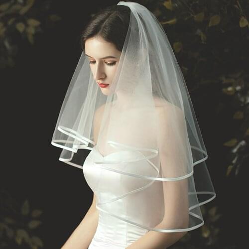 2T Wedding Veil Short Tulle Ribbon Edge Bridal Veils Two Layer Ivory White Elegant Shoulder Length Bride Veil