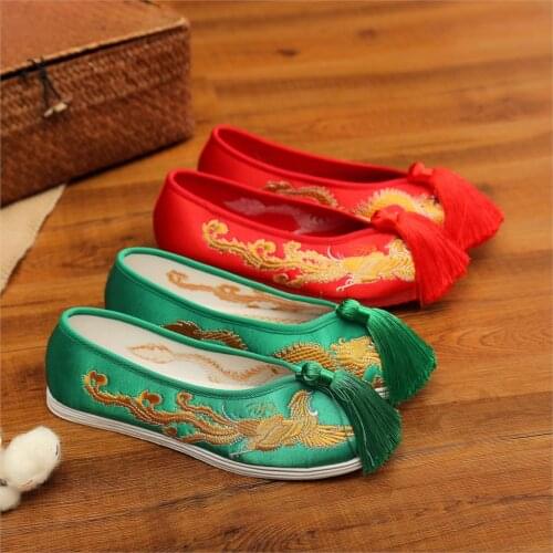 New Dragon Phoenix Shoes Womens Bride Wedding Toast Shoes On The Shoes Bridesmaid Flat Embroidery