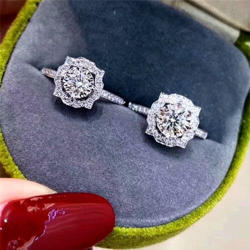 Huitan Modern Womens Rings Brilliant Crystal CZ Stone High Quality Bridal Wedding Engagement Party Jewelry Statement Rings 2021