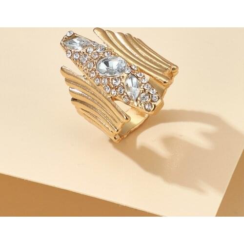 Punk Exaggerated Finger Ring Fashion Crystal Jewelry Ring Hip Hop Rock Biker RingFor Men Women Accessories Party Gift