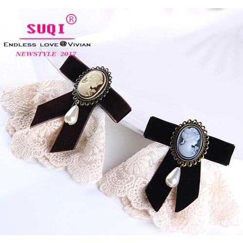 Women Elegant Delicate Lace Velet Ribbon Bow Queen Cameo Venetian Pearl Vintage Brooch for Birthday Christmas Lady Gifts