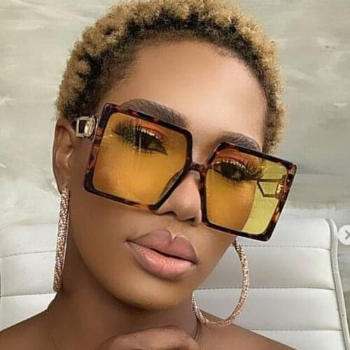 Vintage Yellow Lens Sunglasses Womens Luxury Designer Oversized Square Sun Glasses Unisex Large Black White Shades Oculos Femini