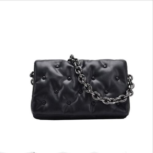 2020 designer chain messenger bag ladies single new solid color PU leather messenger bag shoulder messenger bag wallet Bolso Muj