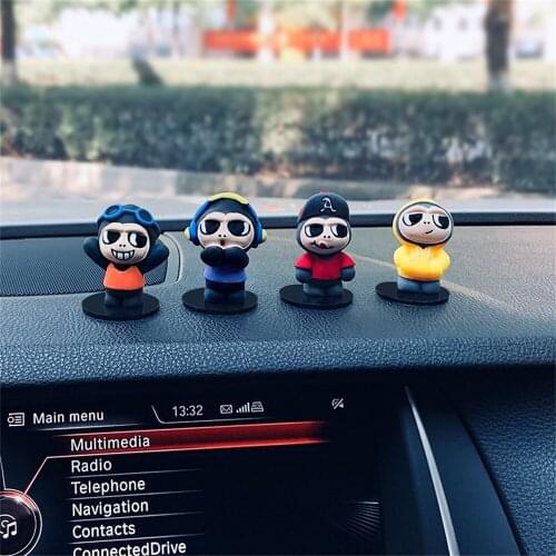 Cartoon little monkey car decoration car decoration decoration creative car center console decoration decoration car use