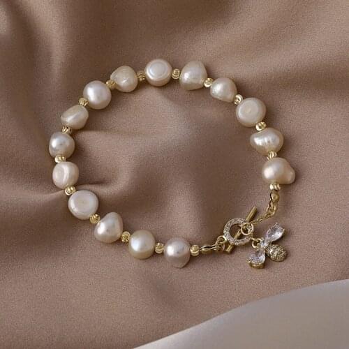 Elegant Freshwater Pearl Bee Bracelet for Women Simple Sweet Bead Dating Charm Animal Jewelry 2021 Trend Friend Gift Accessorie