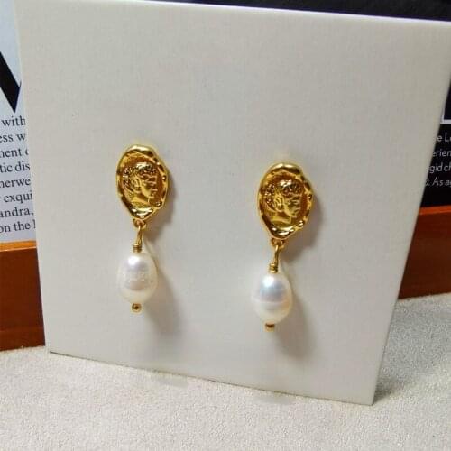 European and American retro queen head metal Earrings freshwater pearl earrings human Earrings