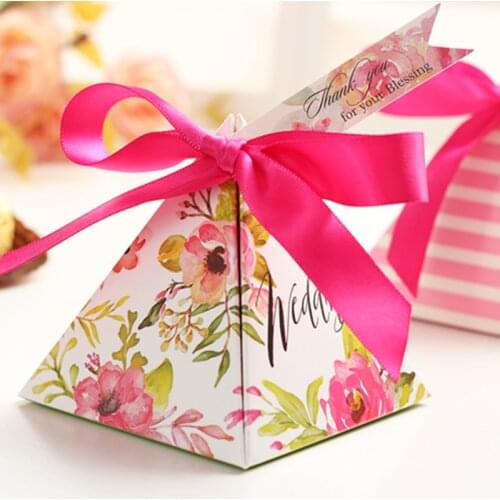 50pcs European Creative Green Flower Wedding Candy Box with Rose / Green / Gold ribbons Party Wedding Favors Gifts box decor