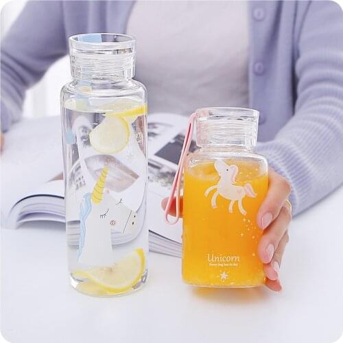 Scandinavian Style Unicorn Borosilicate Glass Water Bottle with Rope and Lid Portable Cartoon Bottle for Water Tea Drinking