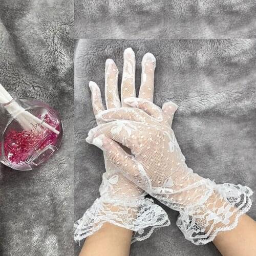 Autumn Summer Bridal Lace Women Gloves Stretchy Sexy Wave Point Dot Tulle Lace Short Wedding Elegant Lady Driving Gloves