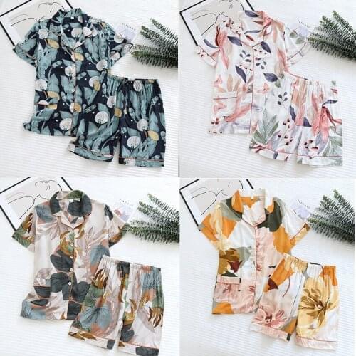 Women 2021 Summer New Viscose Short Sleeve Tops Shorts Pajamas Sets Vintage Floral Print Homewear Ladies Simple Casual Sleepwear