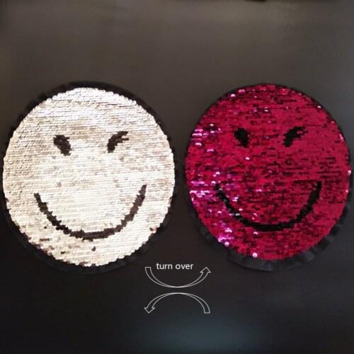 1pc Fashion Smiley Sign Applique Sequined Sew on Sequins Patch For Clothes Bag Sticker Diy Craft Repair Decoration Red Silvery