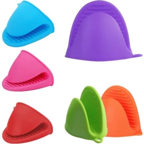 6 Pieces Silicone Heat Resistant Cooking Pinch Mitts Mini Oven Mitts Microwave Oven Hand Clip Baking Gloves Cooking Pinch
