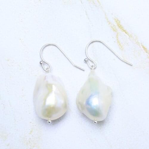 Classic Kiwa Pearl Earrings Hooks Baroque Pearl Earrings Natural White Color Strong Luster