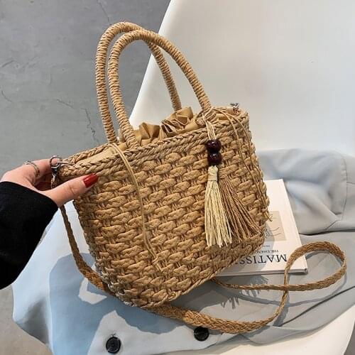 Women Handbags Straw Rattan Woven Crossbody Bag Summer Bohemia Beach Tassel Design Basket Bag Fashion Shoulder Messenger Bag