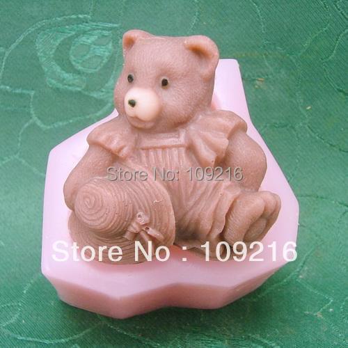Wholesale!!!1pcs Lovely Bear with Straw Hat (H0017) Silicone Handmade Soap Mold Crafts DIY Mold