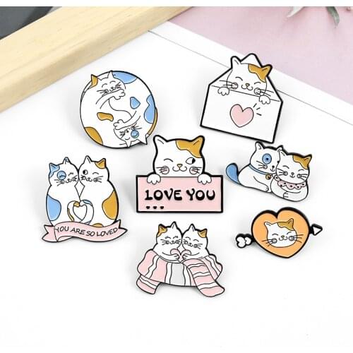 Naughty cat cold expression mysterious charm pet brooch cute cat school bag hat accessory brooch enamel high-grade alloy brooch
