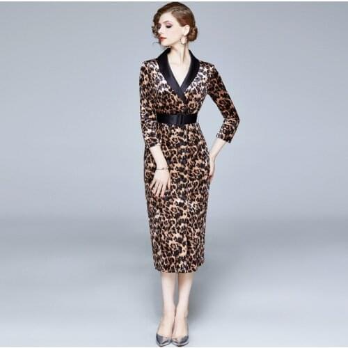 2020 New Arrival Spring Autumn Leopard Print Dress Women Three Quarter Sleeve Elegant Velvet Dresses Lady Office Wear Plus Size