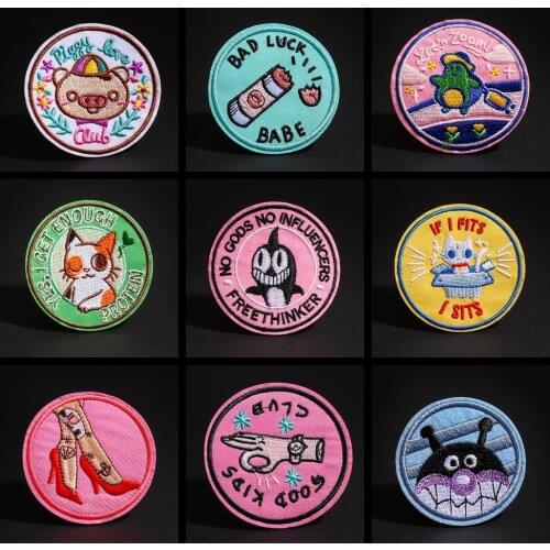 1PCS Fine Cute Cat penguin Patches wholesale Iron On High-heeled shoes Appliques 3D Diy Embroidered Monster Badges Anime Sticker