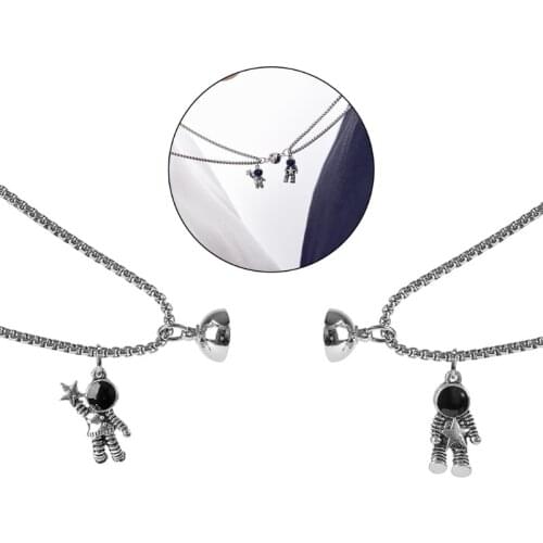 2 Pcs Astronauts Magnet Attraction Pendant Couple Necklace Friendship Jewelry B36D