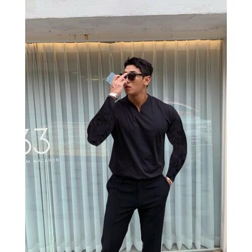 2021 Mens Autumn Sportswear V-neck Long T Shirts Fashion Mens Tops Cotton Fitness T-shirt Gym Long Sleeve Bodybuilding Tshirt