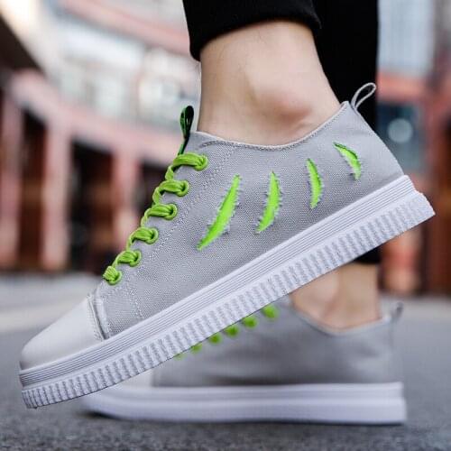 Men Shoes Vulcanized Shoes Fashion Breathable High Quality Comfort Flat Shoes Design Creativity Canvas Shoe Little White Shoes