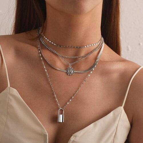 Vintage Multilayer Sun Flower Lock Pendant Necklace for Women Creative Blade Chains Geometric Clavicle Necklace Jewelry Kolye