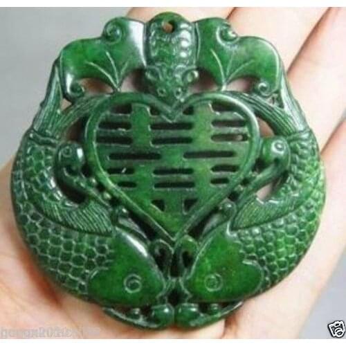 CHINESE OLD HANDWORK CARVE GREEN JADEs FISH BAT PENDANT