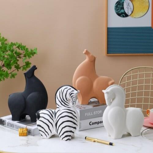 2021 New Design Ceramic Horse Home Furnishings Creative Design White Black Brown Zebra Strong Horse Decors for House Office