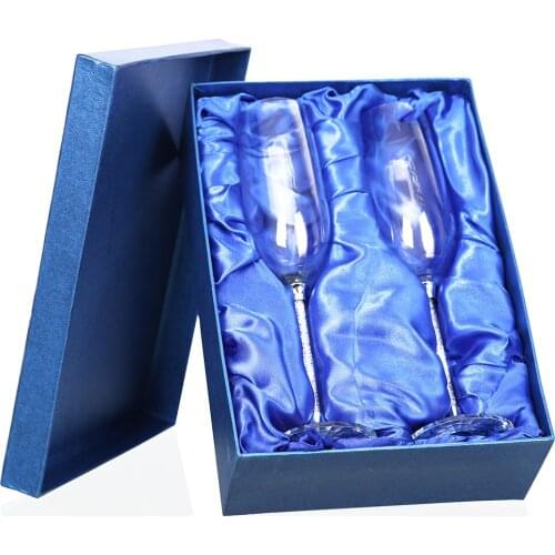 2Pcs 250Ml Personalized Wedding Champagne Flutes Pair Engraved Flutes for Bride and Groom Gift for Customized Wedding Gift